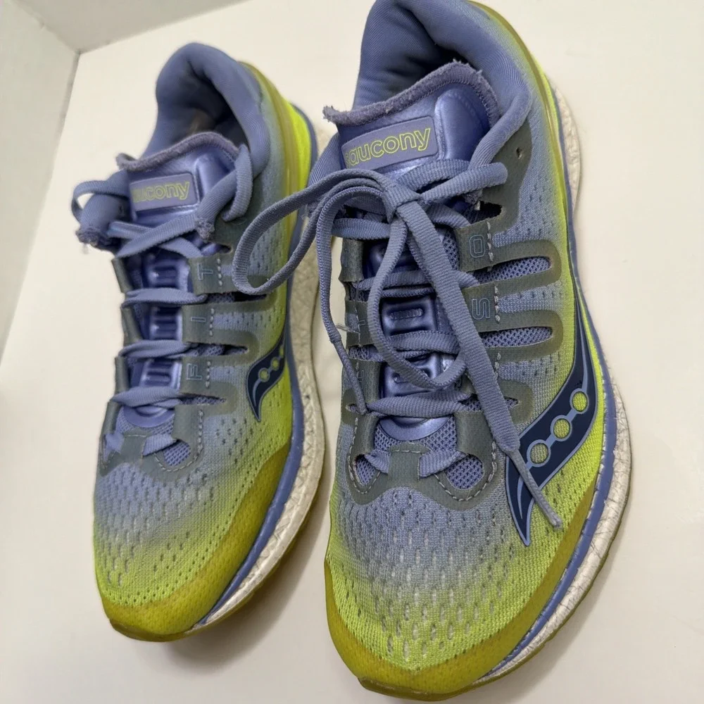 Saucony Everun Freedom ISO Women's 7 Running Shoes Purple Citron Preowned